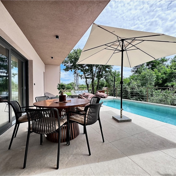 Villa Veros , Villa Veros sa slanim bazenom, Labin, Istra Labin