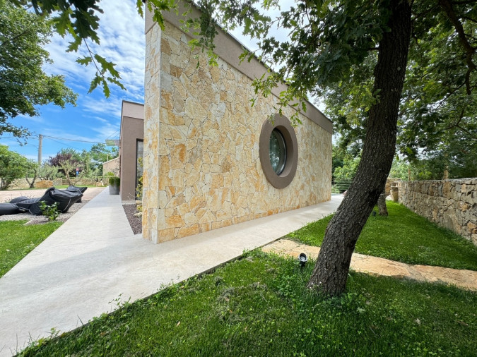 Villa Veros sa slanim bazenom, Labin, Istra Labin
